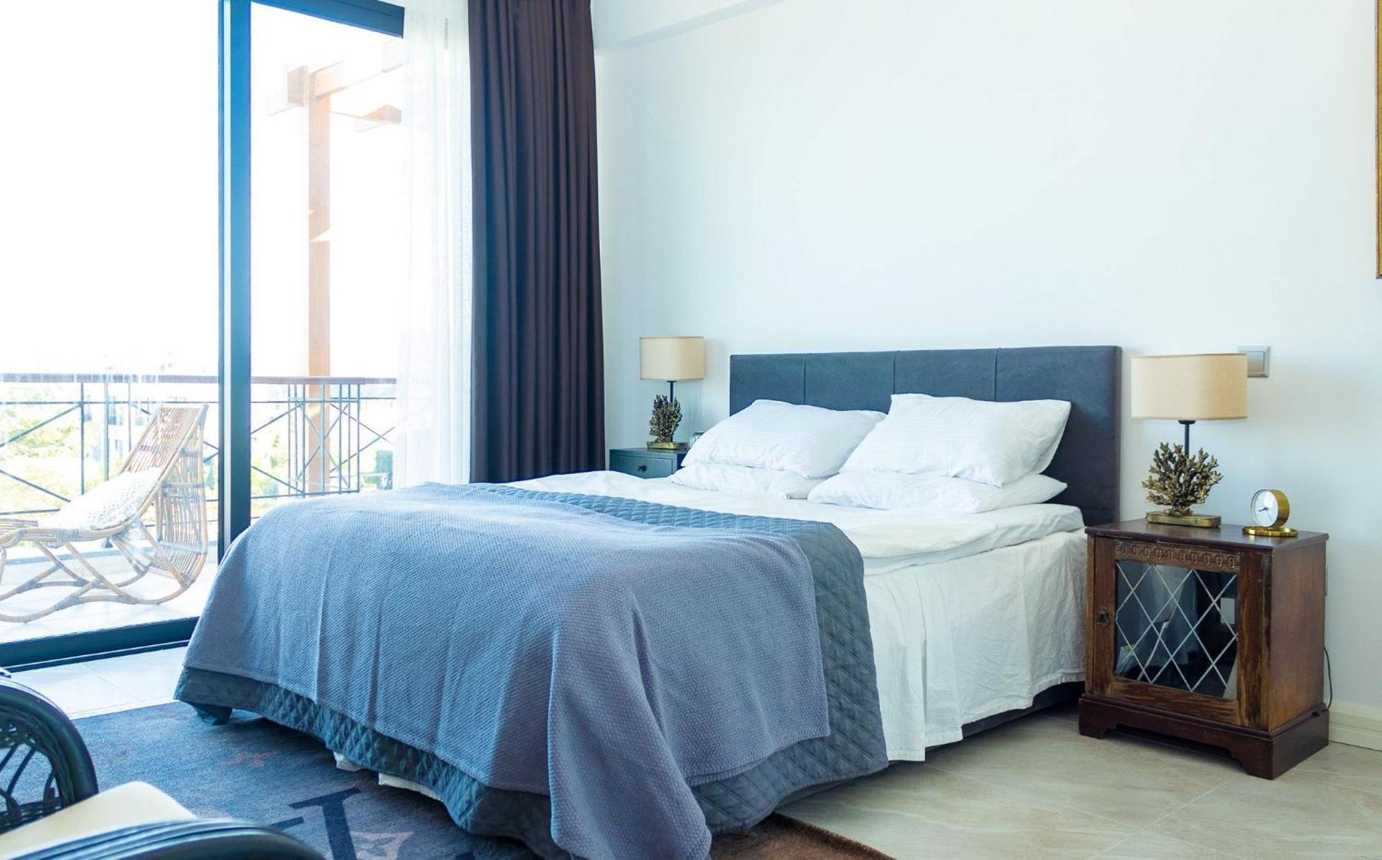Apartamento Luxurious Seafront Penthouse Kyrenia  Exterior foto
